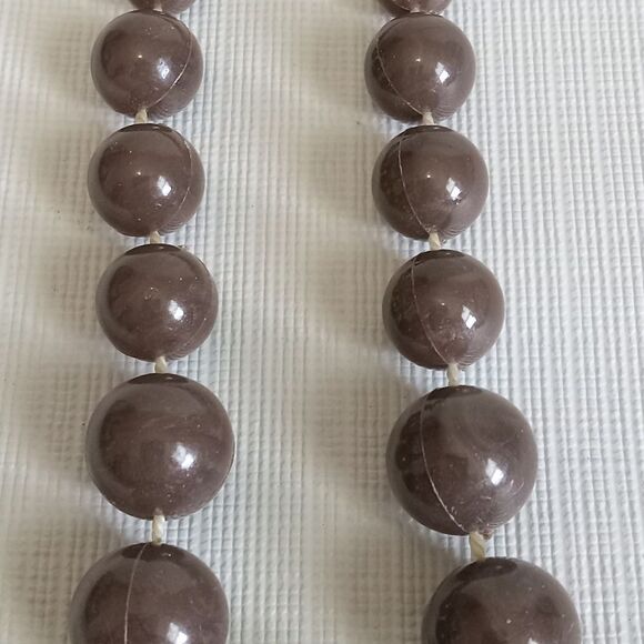 Brown Marbled Design Acrylic Beaded Single Strand Vintage Fashion Necklace - Picture 4 of 9